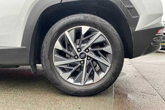 Hyundai TUCSON 1.6 T-GDi Premium SUV 5dr Petrol Manual Euro 6 (s/s) (150 ps) White