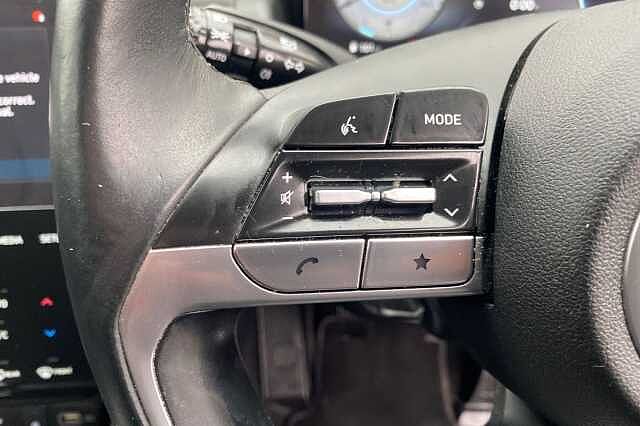 Hyundai TUCSON 1.6 T-GDi Premium SUV 5dr Petrol Manual Euro 6 (s/s) (150 ps) White