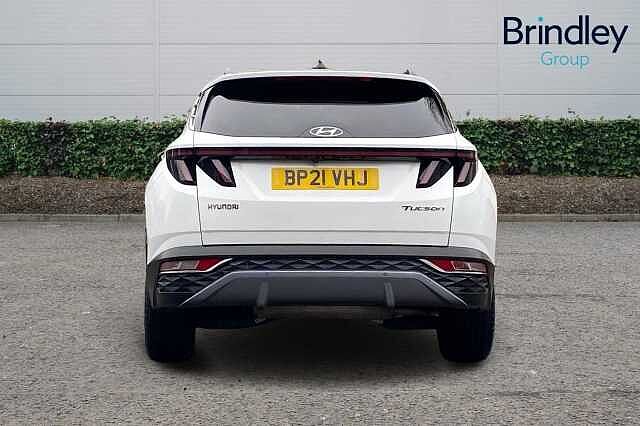 Hyundai TUCSON 1.6 T-GDi Premium SUV 5dr Petrol Manual Euro 6 (s/s) (150 ps) White