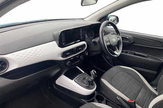 Hyundai i10 1.2 Premium Hatchback 5dr Petrol Auto Euro 6 (s/s) (84 ps)