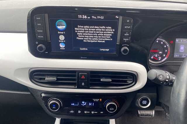 Hyundai i10 1.2 Premium Hatchback 5dr Petrol Auto Euro 6 (s/s) (84 ps)