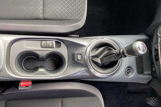 Nissan Juke 1.0 DIG-T N-Connecta SUV 5dr Petrol Manual Euro 6 (s/s) (114 ps)