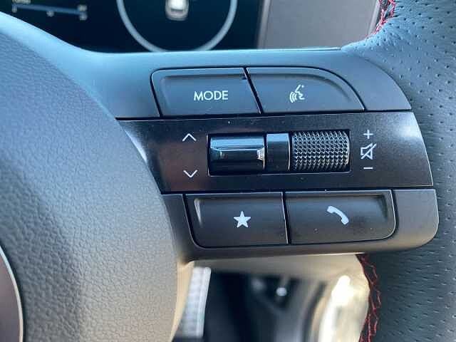 Hyundai TUCSON 1.6 T-GDi N Line SUV 5dr Petrol Manual Euro 6 (s/s) (160 ps) White