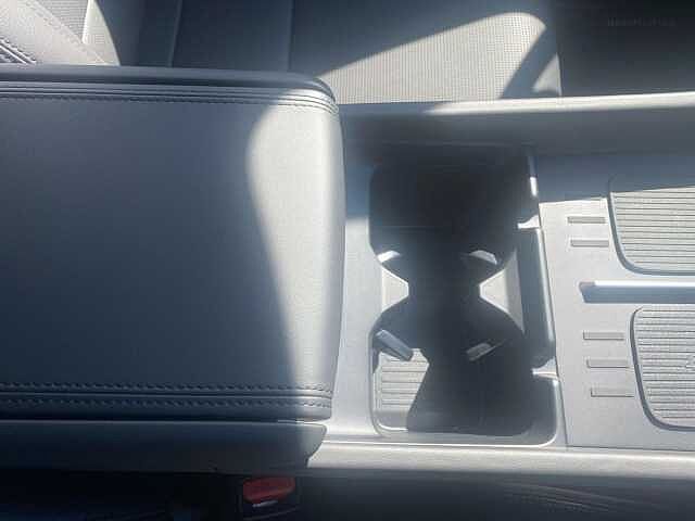 Hyundai SANTA FE 1.6 T-GDi 13.8kWh Premium SUV 5dr Petrol Plug-in Hybrid Auto 4WD Euro 6 (s/s) (7 White