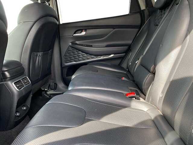 Hyundai Santa Fe 1.6 h T-GDi Ultimate SUV 5dr Petrol Hybrid Auto Euro 6 (s/s) (230 ps)