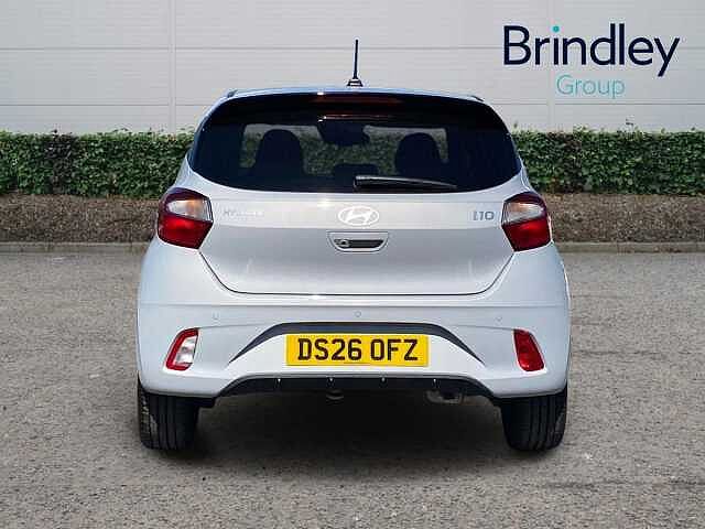 Hyundai i10 1.2 Premium Hatchback 5dr Petrol Manual Euro 6 (s/s) (79 ps)