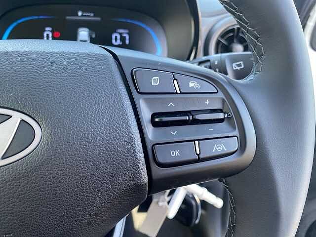 Hyundai I10 1.0 Advance Hatchback 5dr Petrol Manual Euro 6 (s/s) (63 ps) White