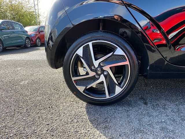 Hyundai I10 1.2 Premium Hatchback 5dr Petrol Auto Euro 6 (s/s) (79 ps) Black