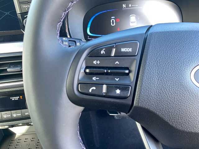 Hyundai I10 1.2 Premium Hatchback 5dr Petrol Auto Euro 6 (s/s) (79 ps) Black