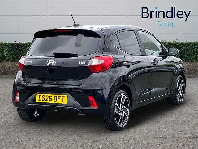 Hyundai I10 1.2 Premium Hatchback 5dr Petrol Manual Euro 6 (s/s) (79 ps) Black