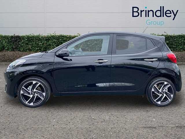 Hyundai I10 1.2 Premium Hatchback 5dr Petrol Manual Euro 6 (s/s) (79 ps) Black