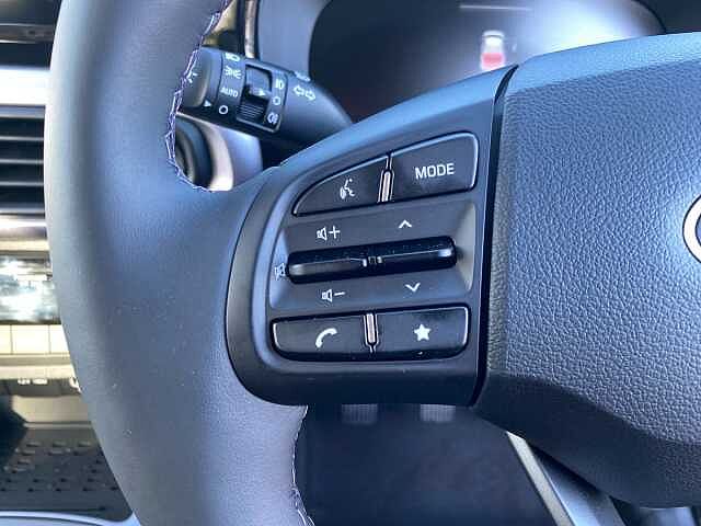 Hyundai I10 1.2 Premium Hatchback 5dr Petrol Manual Euro 6 (s/s) (79 ps) Black