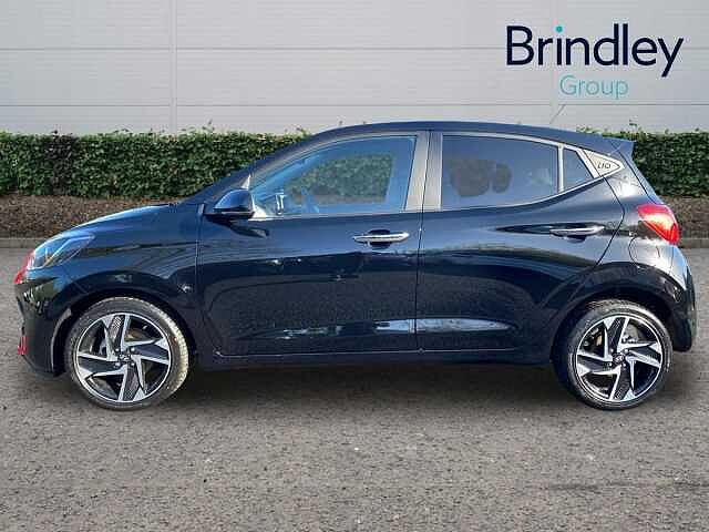 Hyundai I10 1.2 Premium Hatchback 5dr Petrol Manual Euro 6 (s/s) (79 ps) Black