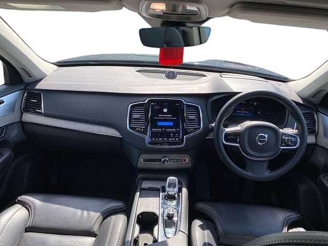 Volvo XC90 2.0h T8 Recharge 18.8kWh Ultimate Dark SUV 5dr Petrol Plug-in Hybrid Auto 4WD Eu