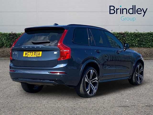 Volvo XC90 2.0h T8 Recharge 18.8kWh Ultimate Dark SUV 5dr Petrol Plug-in Hybrid Auto 4WD Eu