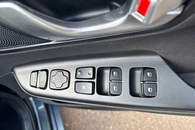 Hyundai KONA 1.6 GDi Hybrid Premium 5dr DCT