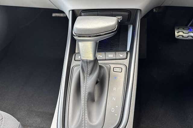 Hyundai BAYON 1.0 TGDi Ultimate 5dr DCT Phantom Black
