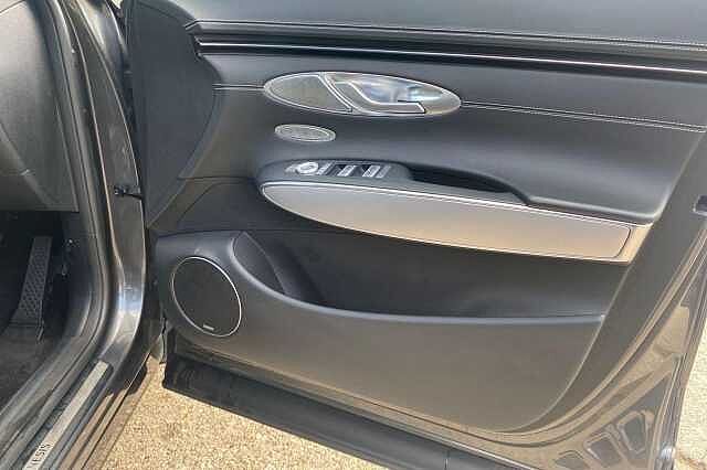 Genesis GV70 360kW Sport 77kWh 5dr Auto AWD