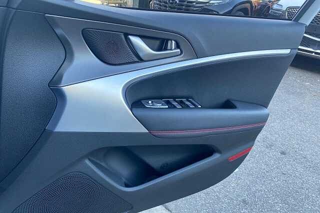 Genesis G70 2.0T [245] Sport 4dr Auto [Innovation Pack]