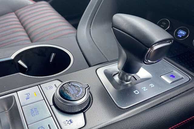 Genesis G70 2.0T [245] Sport 4dr Auto [Innovation Pack]