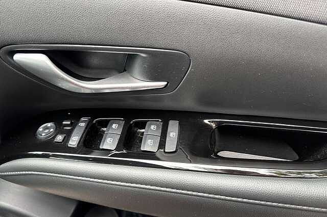 Hyundai TUCSON 1.6 TGDi Hybrid 230 Ultimate 5dr 2WD Auto Red