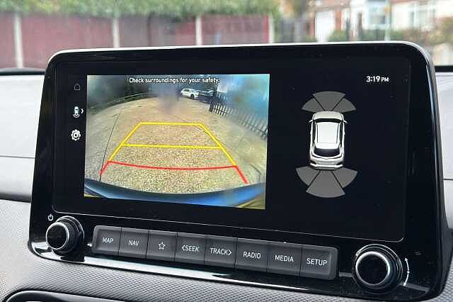 Hyundai KONA 1.6 GDi Hybrid Ultimate 5dr DCT Grey