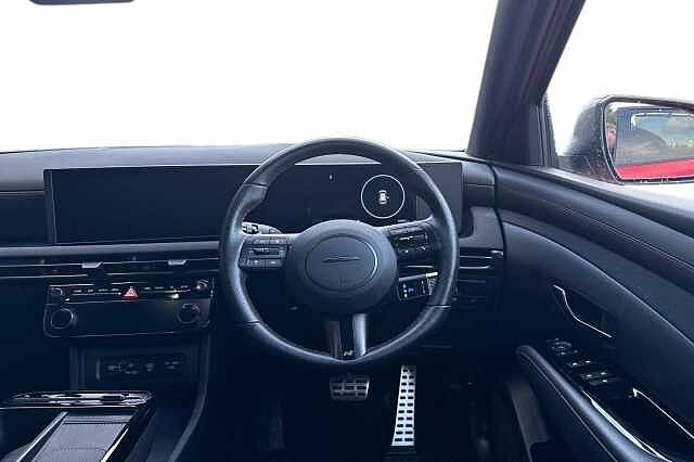 Hyundai TUCSON 1.6T Hybrid N Line S 5dr Auto Red