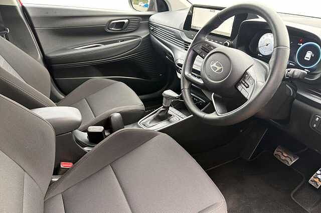 Hyundai BAYON 1.0 TGDi Ultimate 5dr DCT Pearl - Dragon red