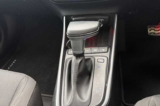 Hyundai BAYON 1.0 TGDi Ultimate 5dr DCT Pearl - Dragon red