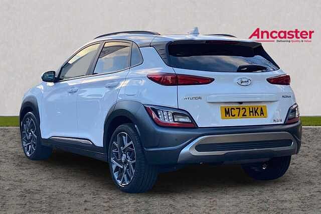 Hyundai KONA 1.6 GDi Hybrid Ultimate 5dr DCT White