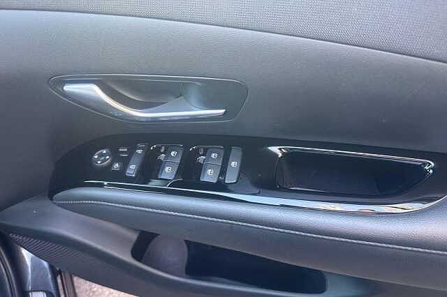 Hyundai TUCSON 1.6 TGDi Hybrid 230 Ultimate 5dr 2WD Auto Grey