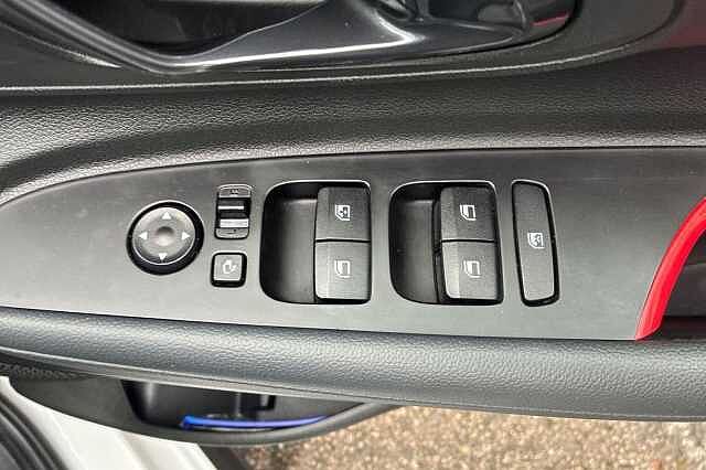 Hyundai I20 1.0T GDi 48V MHD 120 N Line 5dr DCT White