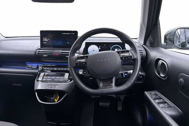 Hyundai INSTER 85kW 02 49kWh 5dr Auto Black