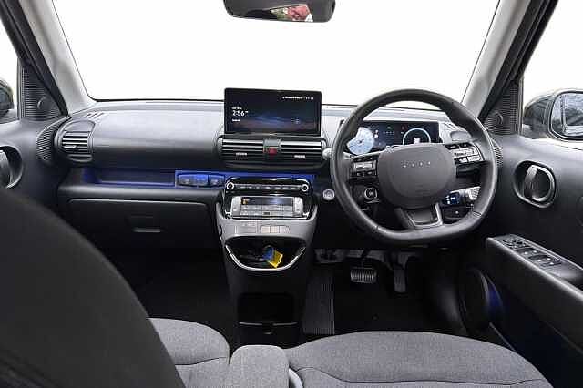 Hyundai INSTER 85kW 02 49kWh 5dr Auto Black