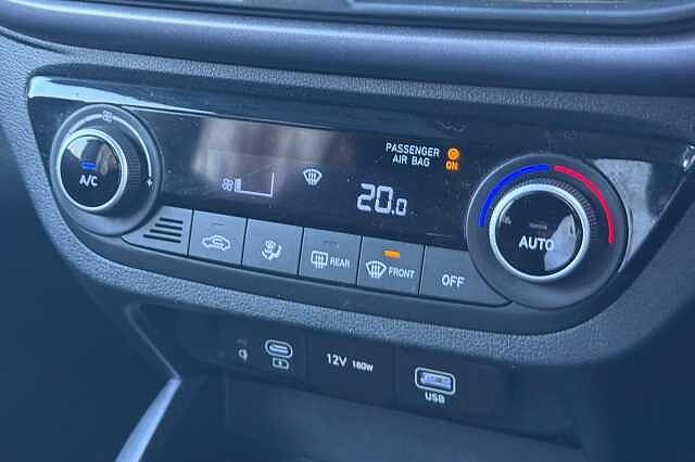 Hyundai I10 1.2 [79] Premium 5dr Auto [Nav] Black