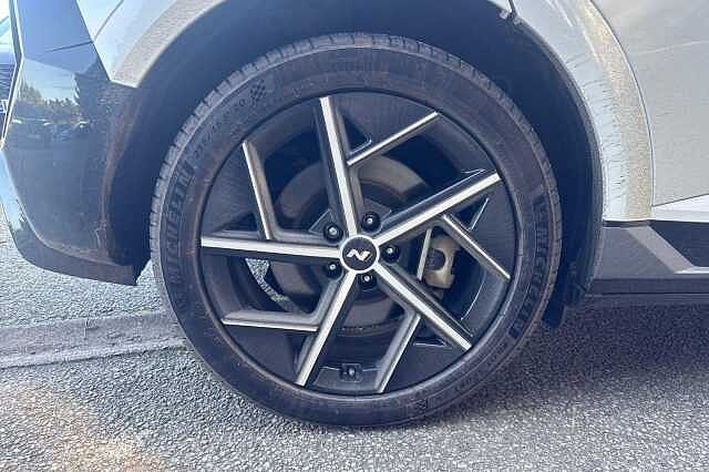 Hyundai IONIQ 5 239kW N Line 84 kWh 5dr AWD Auto lid - Atlas white