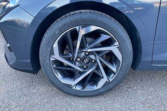 Hyundai I20 1.0T GDi 48V MHD Premium 5dr DCT GREY