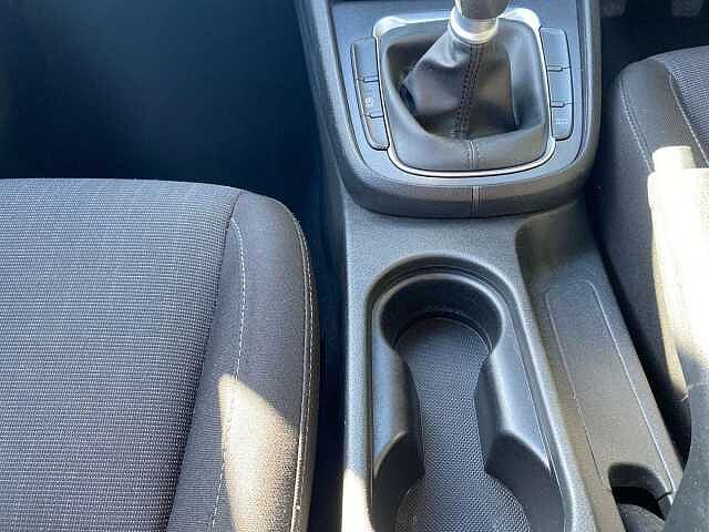 Hyundai KONA 1.0 TGDi 48V MHEV SE Connect 5dr Pearl - Phantom black