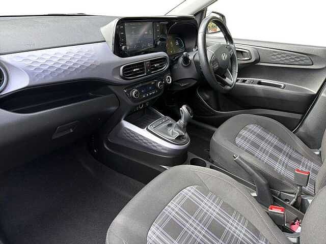 Hyundai I10 1.2 MPi Premium 5dr Auto White