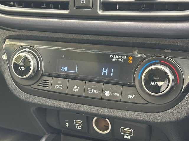 Hyundai I10 1.2 MPi Premium 5dr Auto White