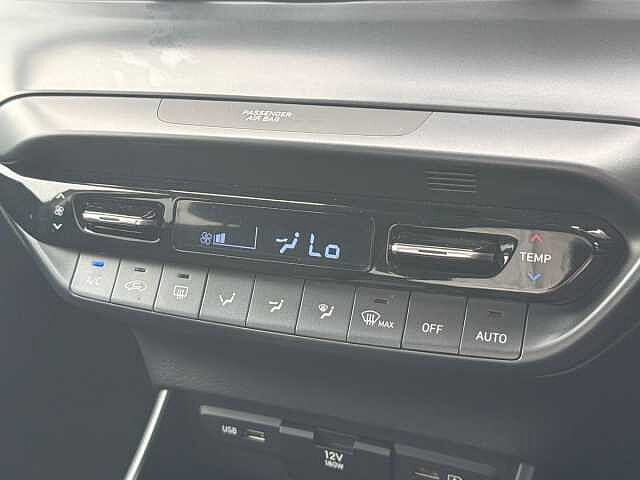 Hyundai BAYON 1.0 TGDi 48V MHEV Premium 5dr DCT Pearl - Aurora Grey