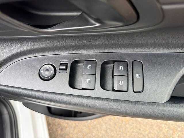 Hyundai I20 1.0T GDi 90 Black Line 5dr