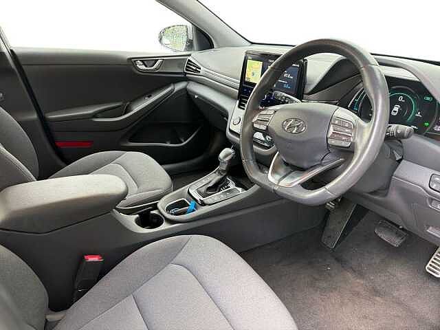 Hyundai IONIQ 1.6 GDi Hybrid Premium 5dr DCT