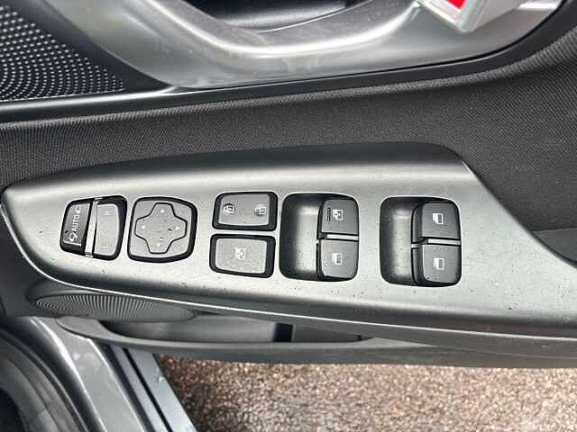 Hyundai KONA 1.6 GDi Hybrid Premium 5dr DCT