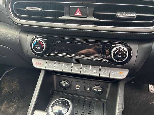 Hyundai KONA 1.6 GDi Hybrid Ultimate 5dr DCT