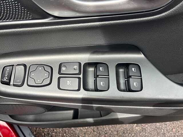Hyundai KONA 1.6 GDi Hybrid Ultimate 5dr DCT
