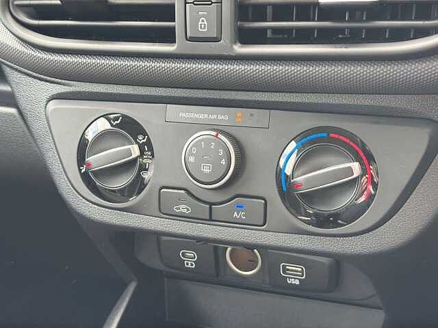 Hyundai I10 1.0 [63] Advance 5dr Auto [Nav]