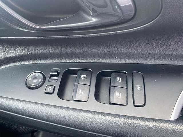 Hyundai I20 1.0T GDi Ultimate 5dr DCT Sapphire Black Metallic