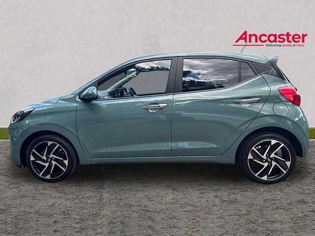 Hyundai I10 1.0 [63] Premium 5dr [Nav] Pearl - Mangrove green