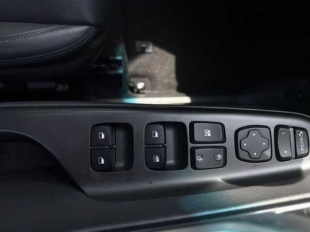 Hyundai KONA 1.6 GDi Hybrid Ultimate 5dr DCT